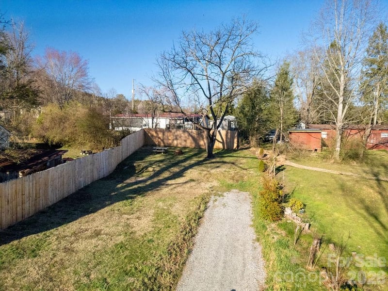 000 Reservoir Rd, Brevard, NC 28712