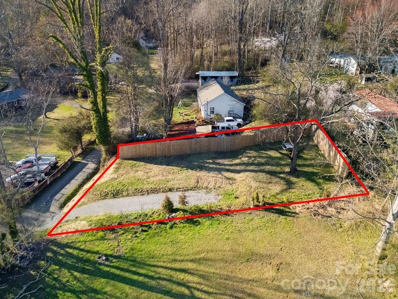 000 Reservoir Rd, Brevard, NC 28712