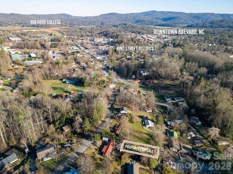 000 Reservoir Rd, Brevard, NC 28712