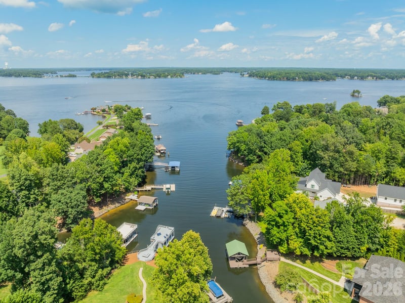 7545 Rabbit Cir, Denver, NC 28037