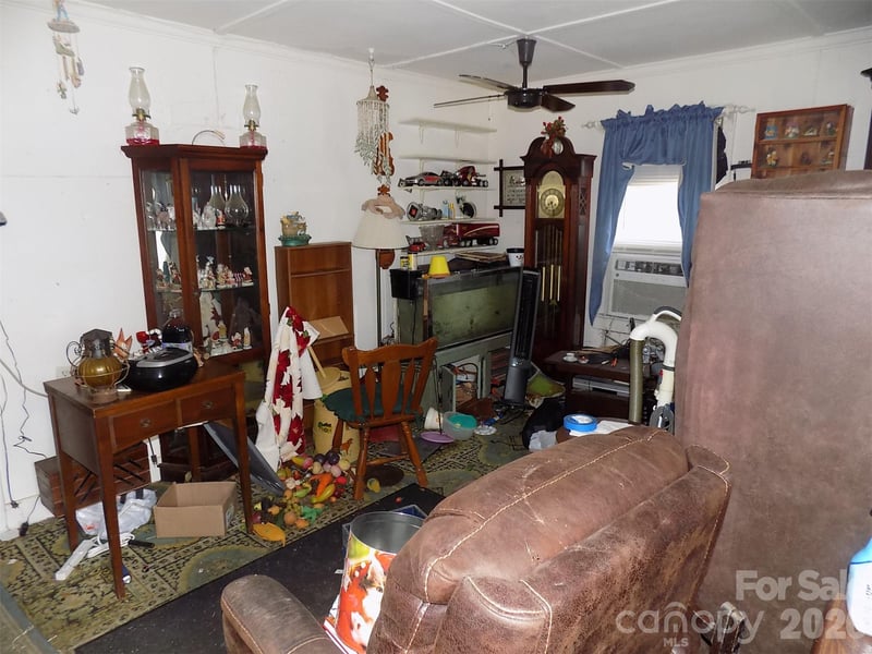 415 Maple St, Dallas, NC 28034