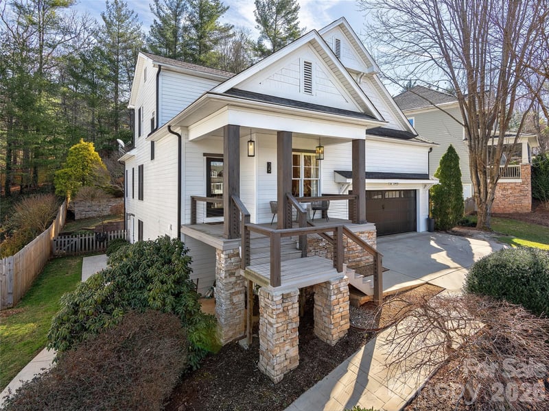 35 White Ash Dr, Asheville, NC 28803