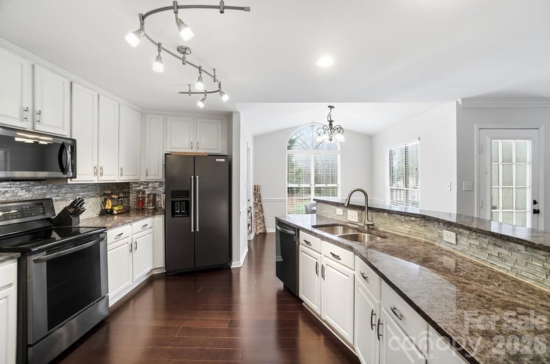 6909 Kersfield Pl, Mint Hill, NC 28227