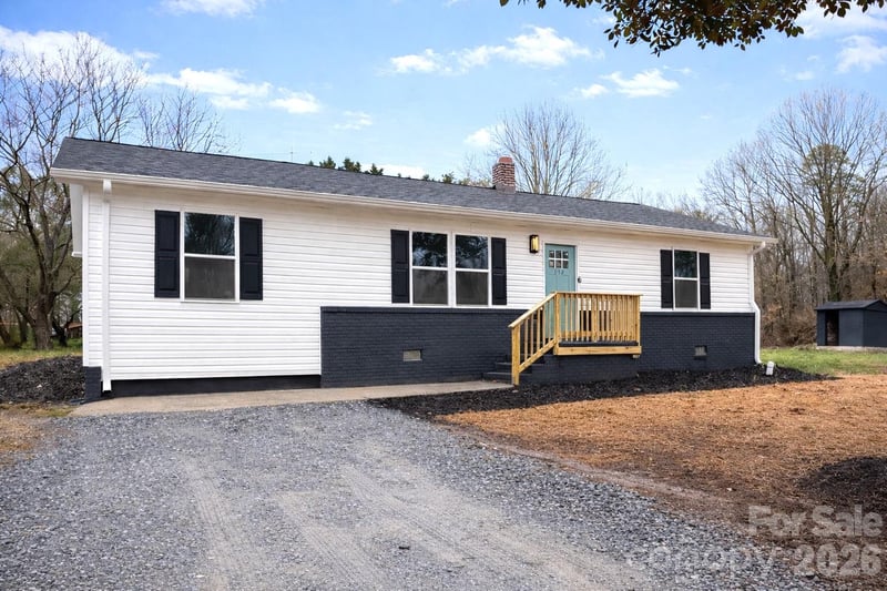 112 Harmony Trl, Gastonia, NC 28056