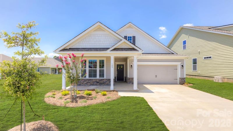 662 River Bottom Rd, Fletcher, NC 28732