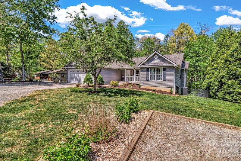 152 Joe Jenkins Rd, Fairview, NC 28730