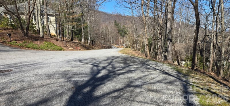 85 Shinnecock Dr #7, Mills River, NC 28759