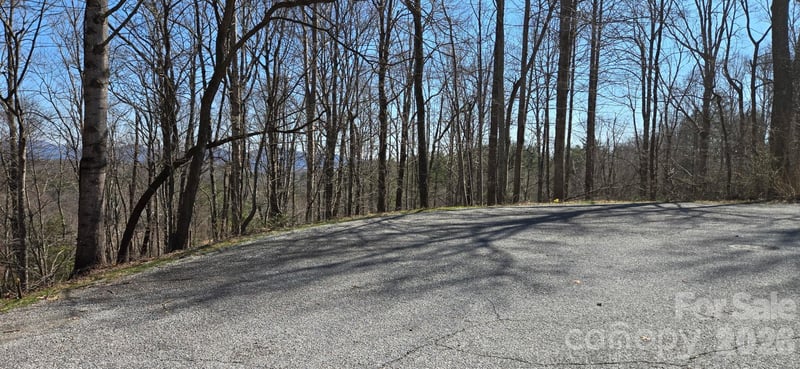 85 Shinnecock Dr #7, Mills River, NC 28759