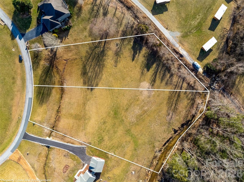00 Saddle Club Ln, Hendersonville, NC 28739