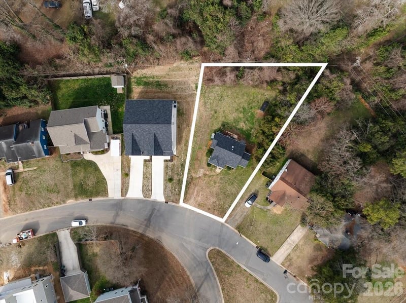 3133 Columbus Cir, Charlotte, NC 28208