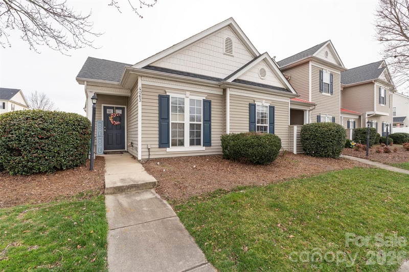 4063 Center Place Dr, Harrisburg, NC 28075