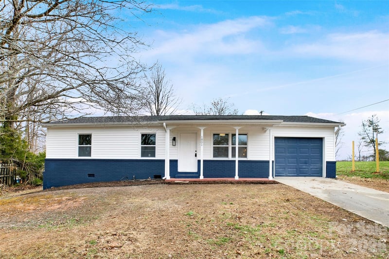 1801 Highland Ave, Morganton, NC 28655