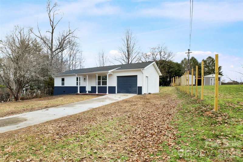 1801 Highland Ave, Morganton, NC 28655