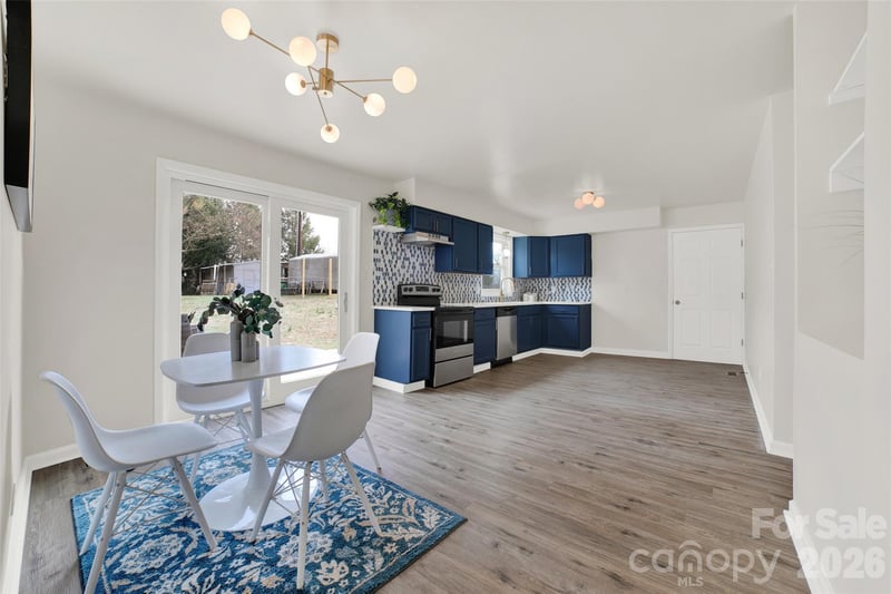 1801 Highland Ave, Morganton, NC 28655