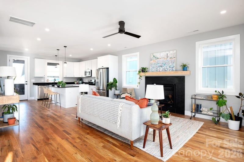 69 Vandalia Ave, Asheville, NC 28806