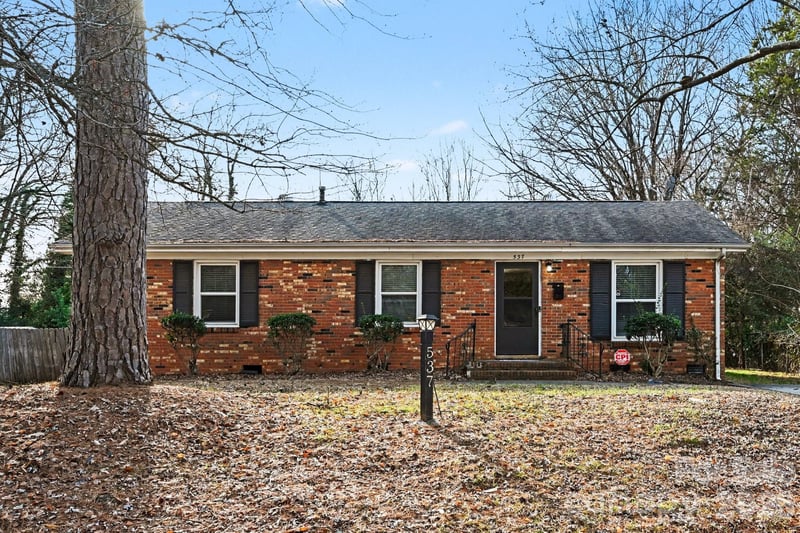 537 Kentbrook Dr, Charlotte, NC 28213