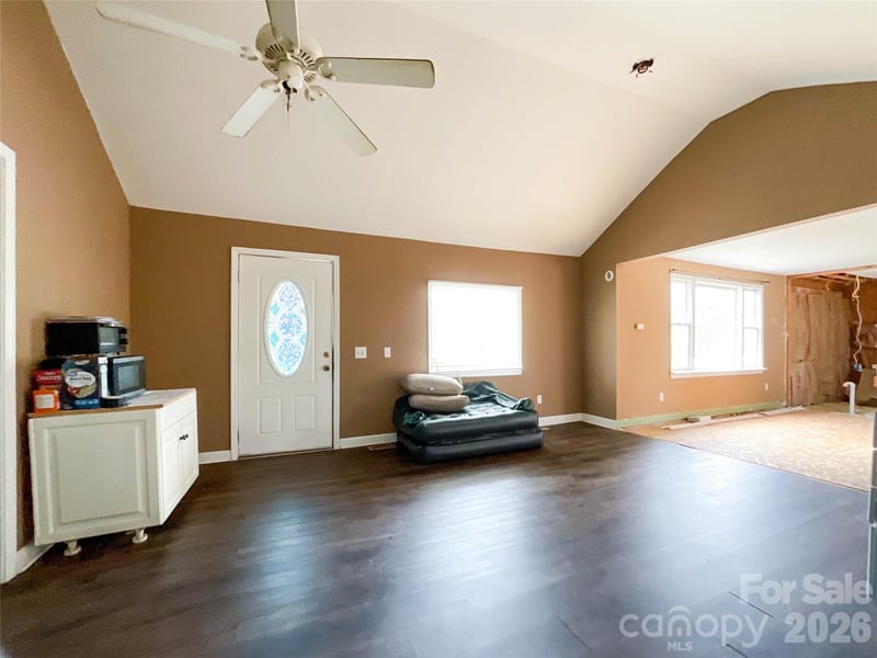 5978 Gold Mine Hw, Kershaw, SC 29067