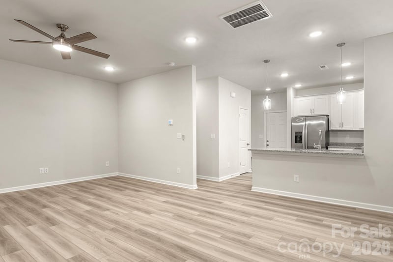 1115 Foundry Dr, Gastonia, NC 28054