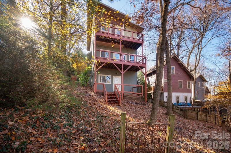 59 Morningside Dr, Asheville, NC 28806
