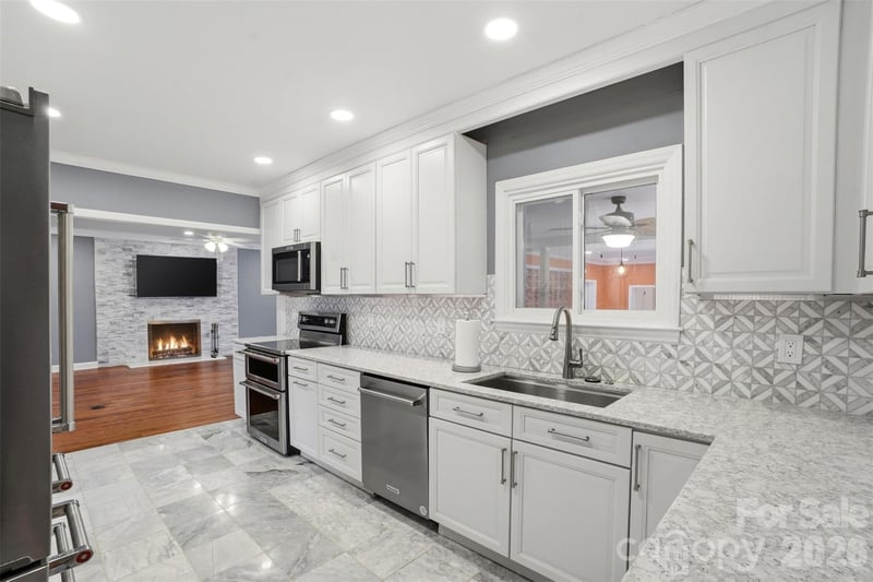2637 Armstrong Cir, Gastonia, NC 28054