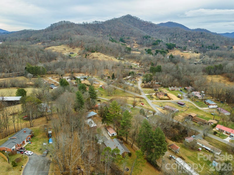 175 - 179 River Ln, Canton, NC 28716