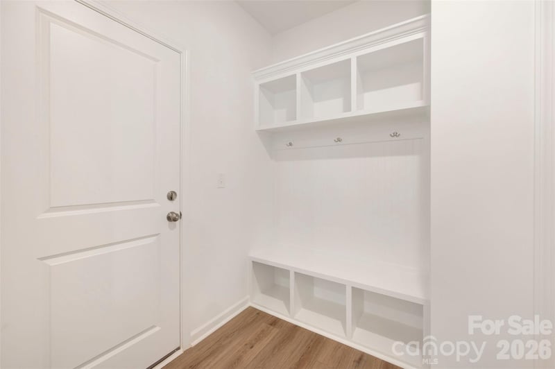 211 Amber Glen Dr, Locust, NC 28217