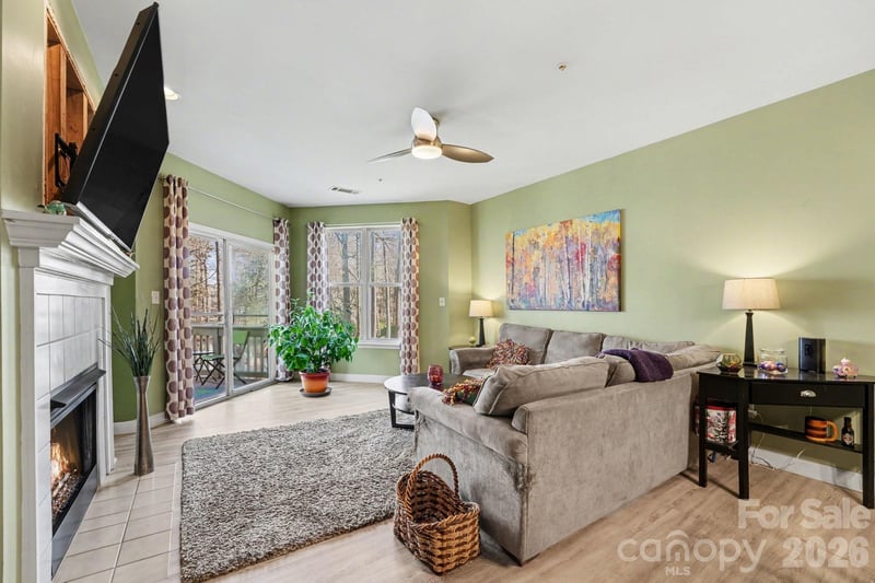 921 Northeast Dr #38, Davidson, NC 28036