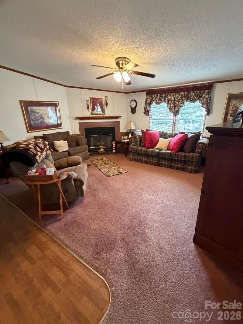 1011 Kiser Dairy Rd, Dallas, NC 28034