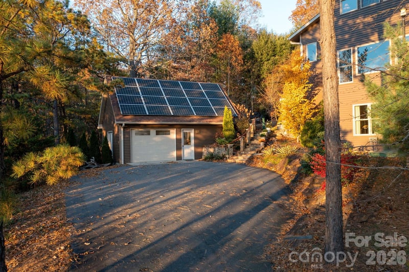 105 Avondale Heights Rd, Asheville, NC 28803