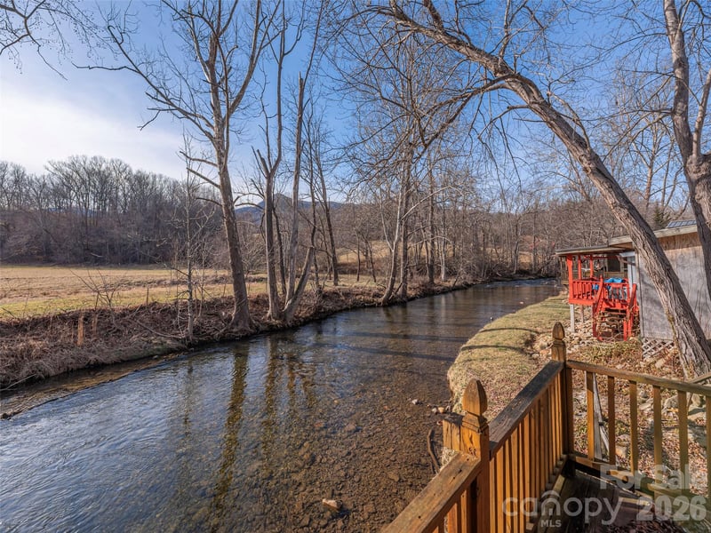 24 Aqua Vista Loop, Waynesville, NC 28785