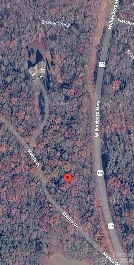 120 Mathis Dr, Union Grove, NC 28689