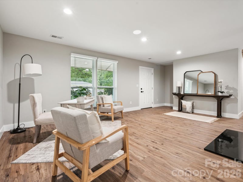 2000 Tyvola Rd, Charlotte, NC 28210