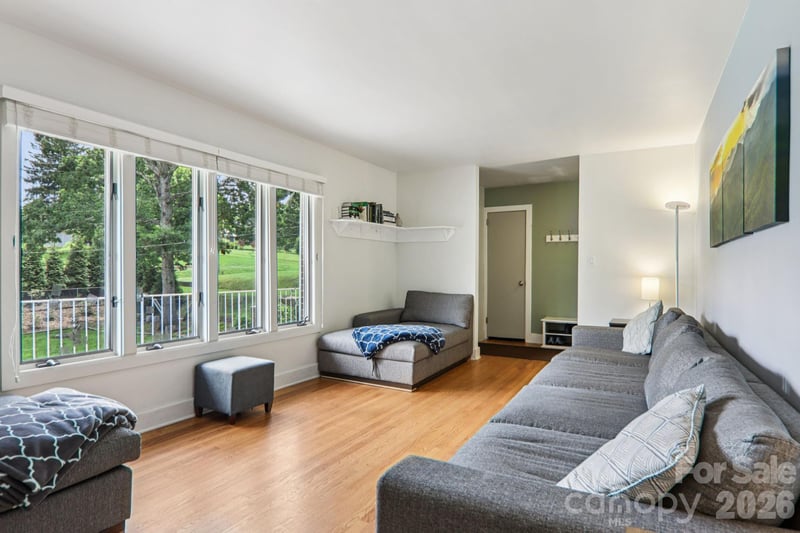 318 Old Leicester Hw, Asheville, NC 28806