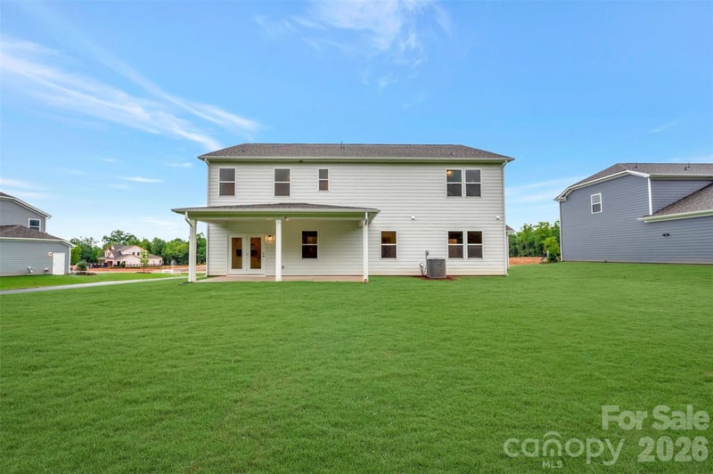 205 Amber Glen Dr, Locust, NC 28217