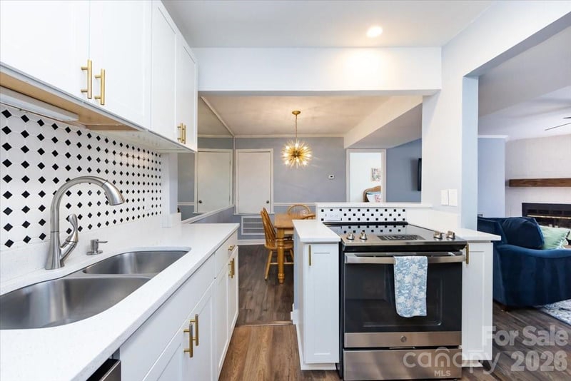 1608 Sharon Rd #45, Charlotte, NC 28210