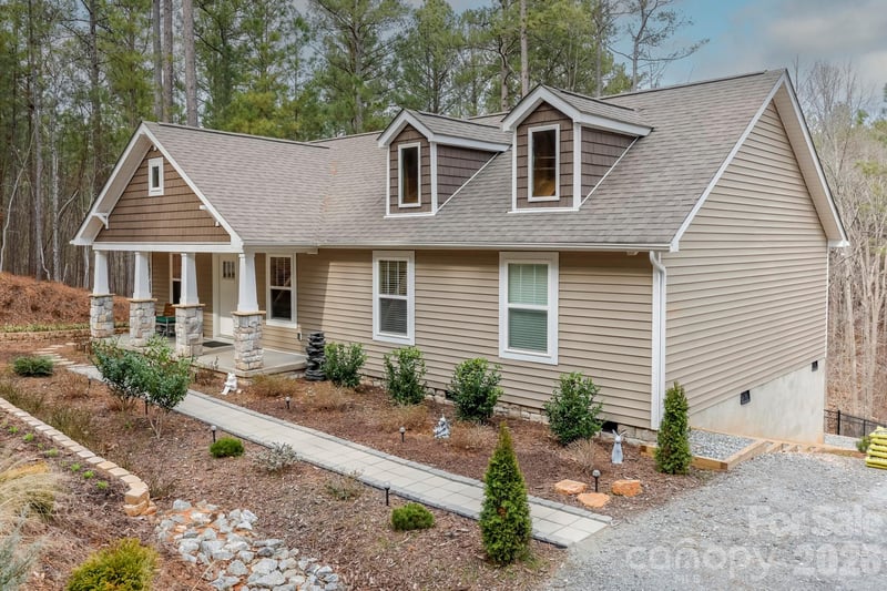 203 Burnt Chimney Ln, Rutherfordton, NC 28139
