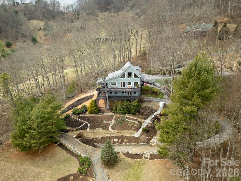 1111 Coyote Hollow Rd, Waynesville, NC 28785