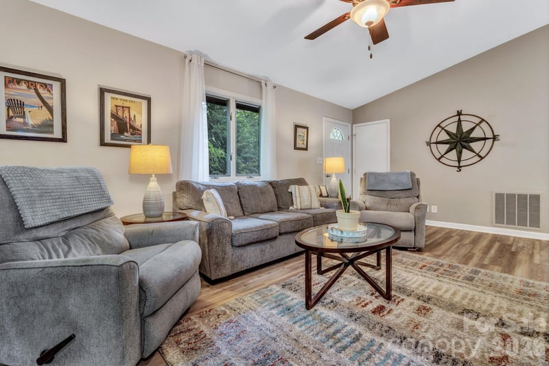 603 Rose Hill Rd, Asheville, NC 28803