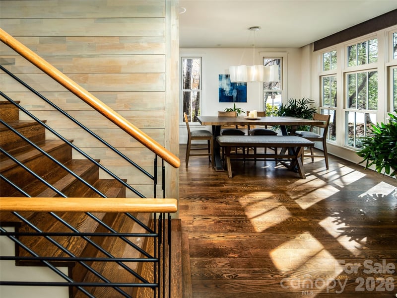 1002 Coves Pheasant Ct, Biltmore Lake, NC 28715