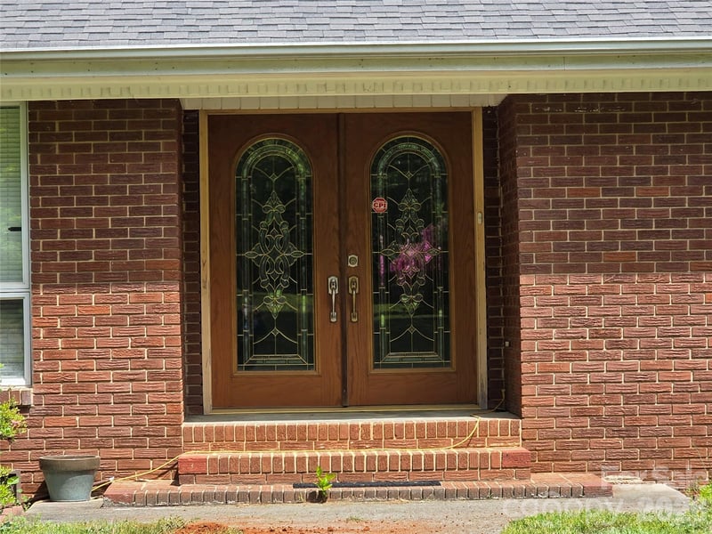 14325 Fountain Ln, Charlotte, NC 28278