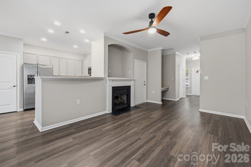 14208 Castle Abbey Ln, Charlotte, NC 28277