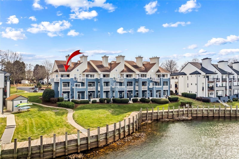 18797 Vineyard Point Ln, Cornelius, NC 28031