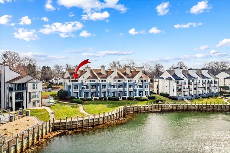 18797 Vineyard Point Ln, Cornelius, NC 28031