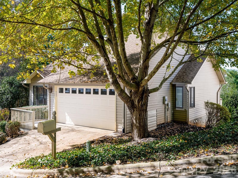 50 Park Ave, Asheville, NC 28803