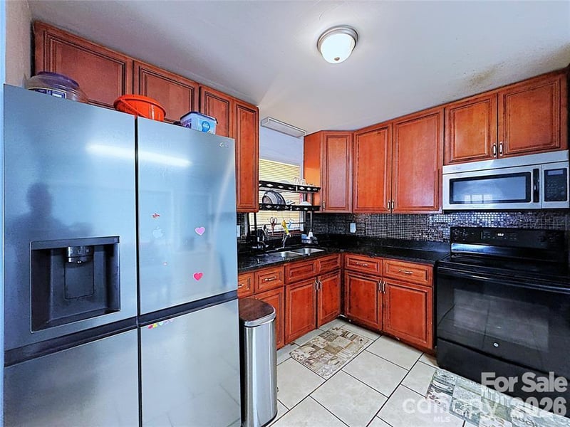 2209 Laura Dr, Charlotte, NC 28212