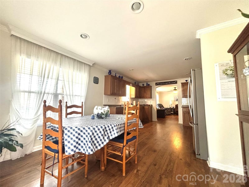 124 Hood Hts, Hendersonville, NC 28739