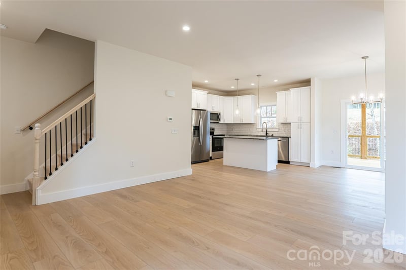 165 Cascade Ridge Rd, Fairview, NC 28730