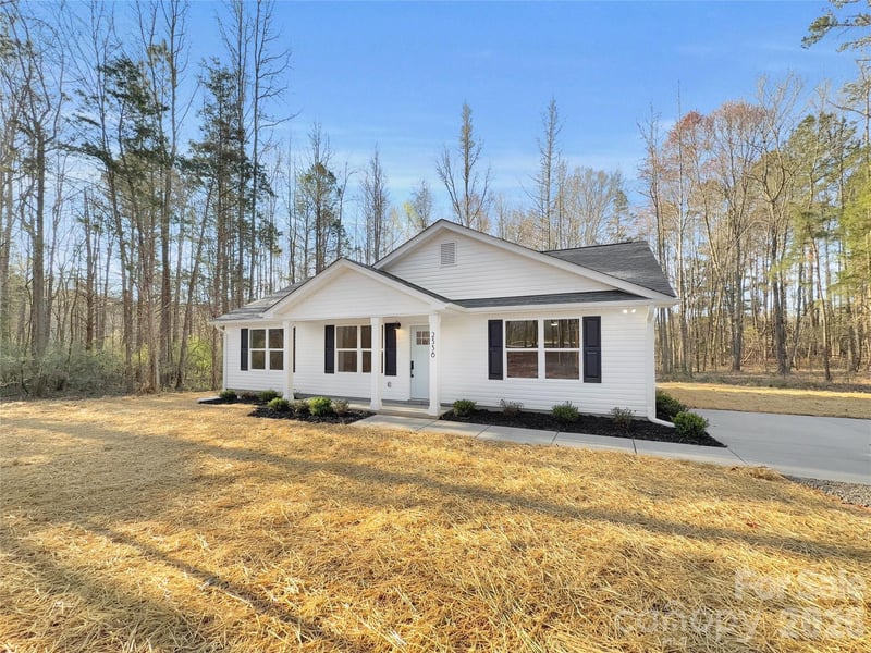 2338 Neill Rd, Lancaster, SC 29720