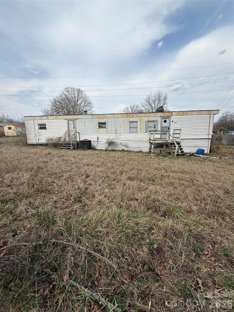 100 Stella St, Clover, SC 29710