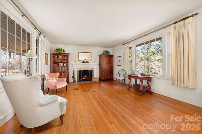 226 School Rd, Asheville, NC 28806